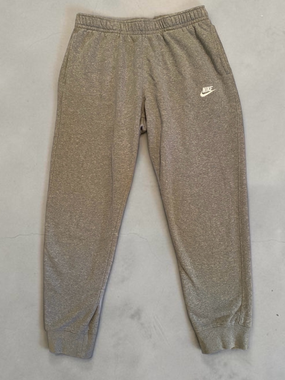 Nike Men’s Gray Jogger Pants with White Swoosh Size L
